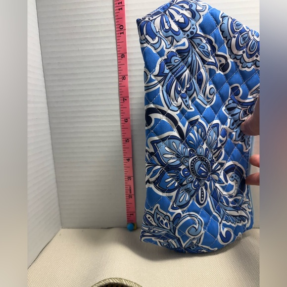 Modella Quilted Zippered Mini Bag/Clutch - Practically Brand New - Picture 4 of 6